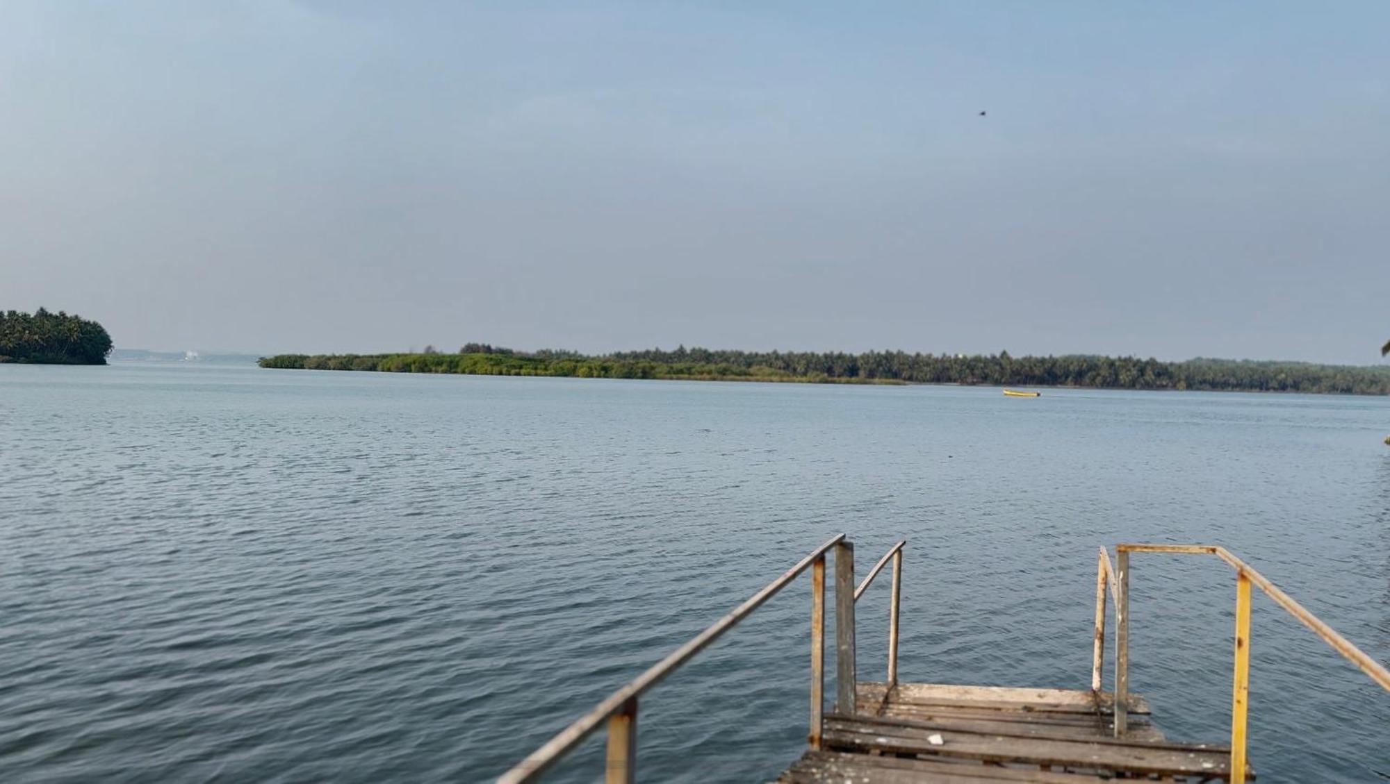 The Glasswater By The Backwater Homestay Kalyānpur Extérieur photo