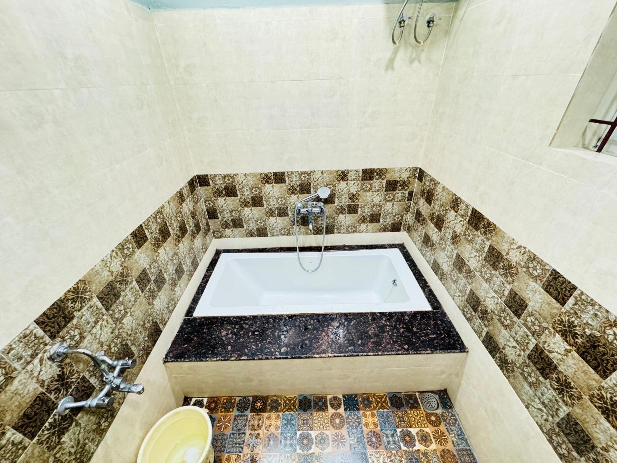 The Glasswater By The Backwater Homestay Kalyānpur Extérieur photo