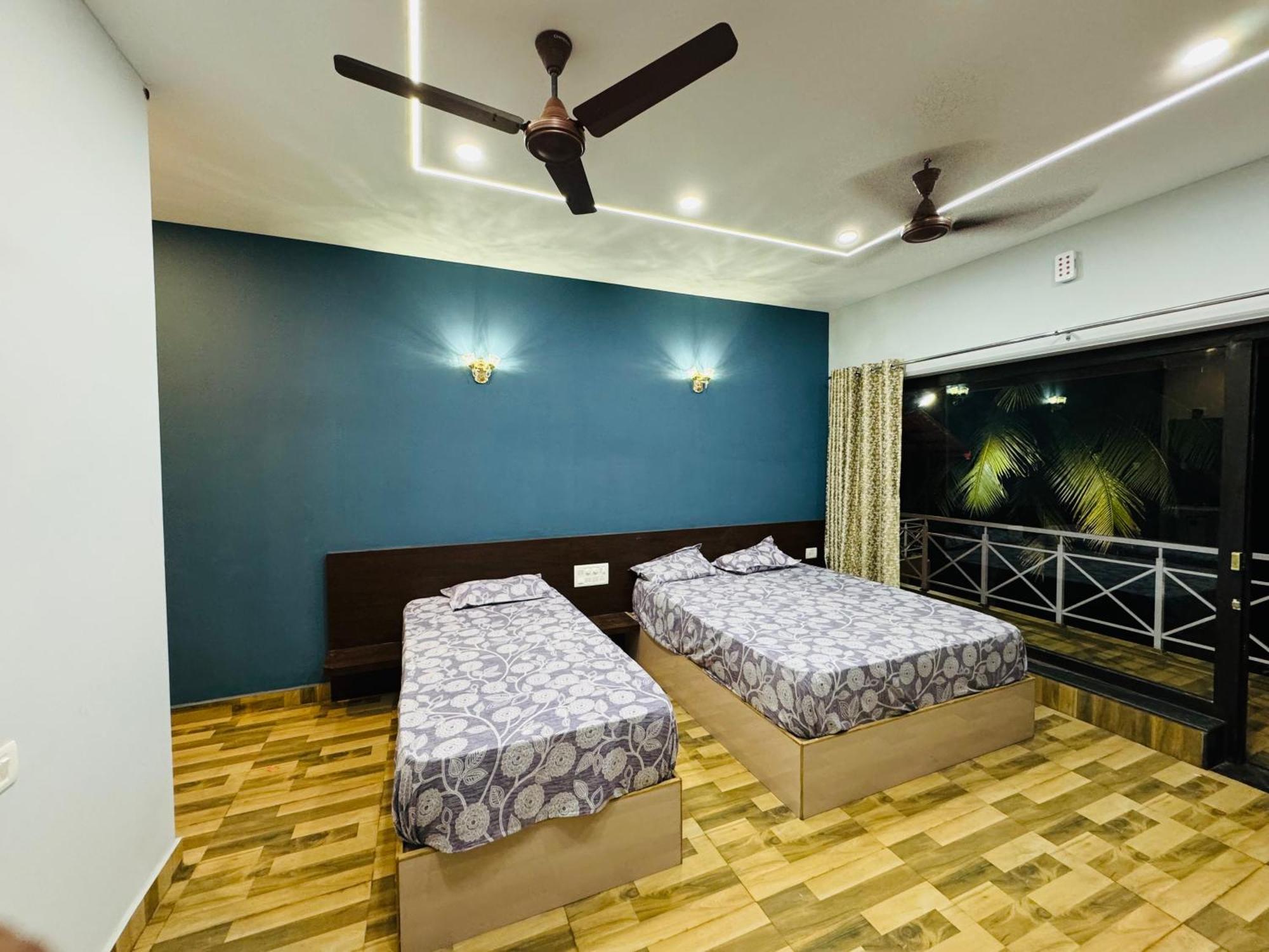 The Glasswater By The Backwater Homestay Kalyānpur Extérieur photo