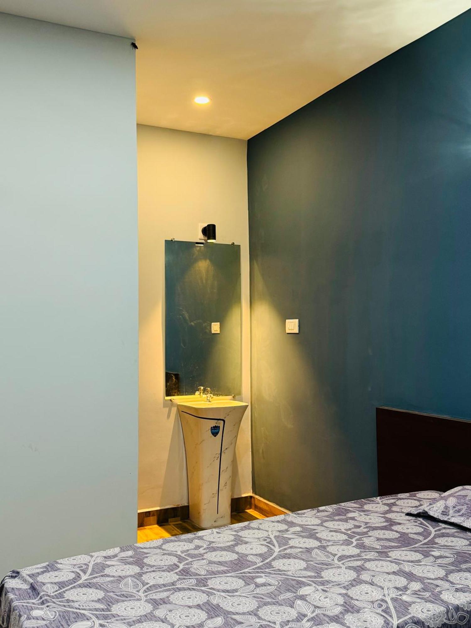 The Glasswater By The Backwater Homestay Kalyānpur Extérieur photo
